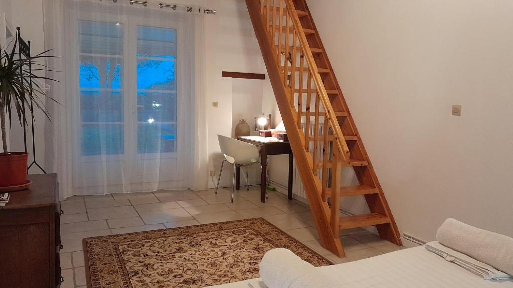 Domaine De Pelouaille - Chambre D'Hotes Saint-Jean-dʼAngély 외부 사진